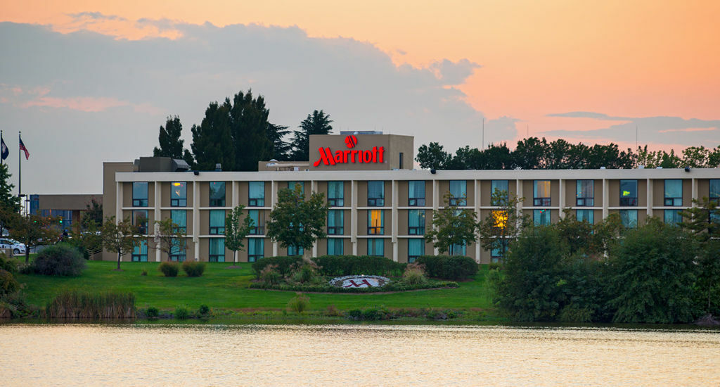 Washington Dulles Airport Marriott Hotel Sterling Exterior photo